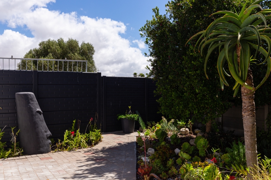 3 Bedroom Property for Sale in Port Owen Western Cape